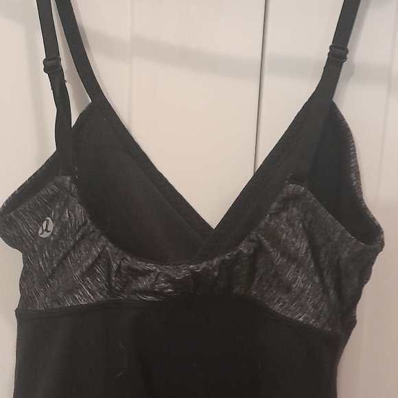 Lululemon yoga tops - Picture 10 of 14